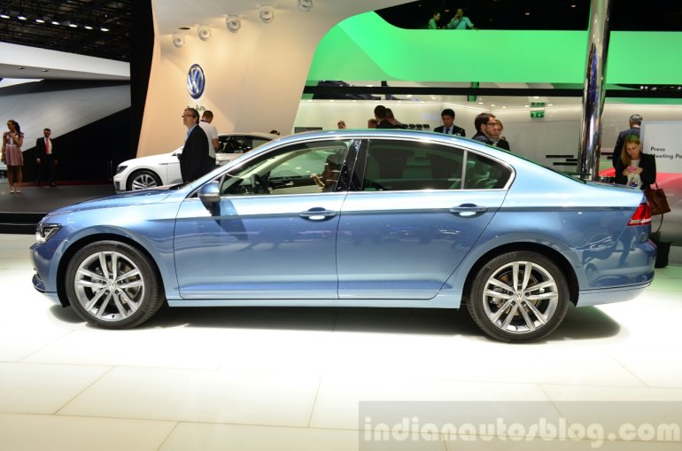 2015 VW Passat side at the 2014 Paris Motor Show