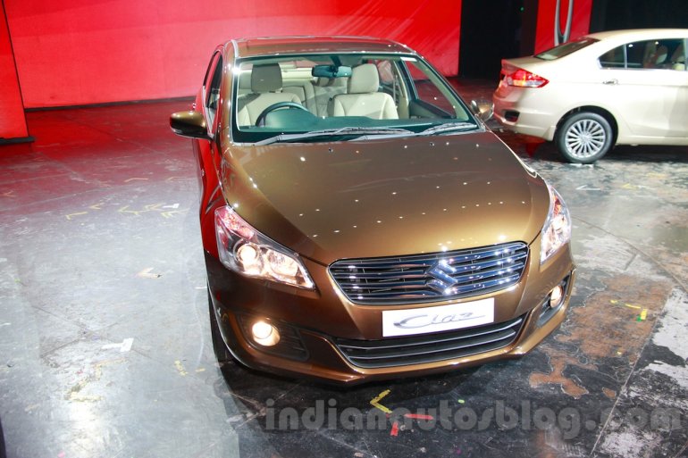 Maruti Ciaz front three quarter