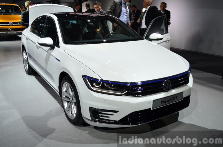 VW Passat GTE front three quarters at the 2014 Paris Motor Show