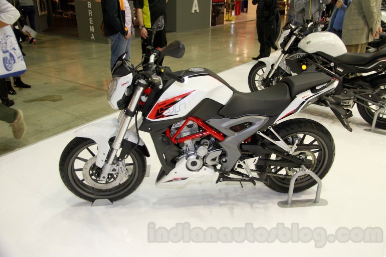 Benelli BN251 - EICMA 2014 Live