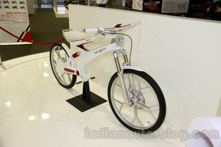 Hero SimplEcity concept front three quarter at EICMA 2014