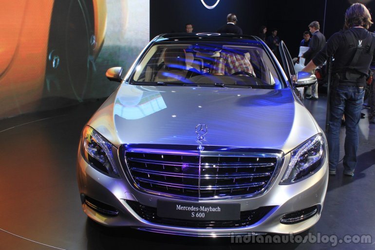 Mercedes-Maybach S600 at the 2014 Los Angeles Auto Show