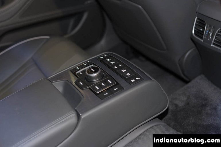 Hyundai Genesis rear arm rest at Autocar Performance Show 2015