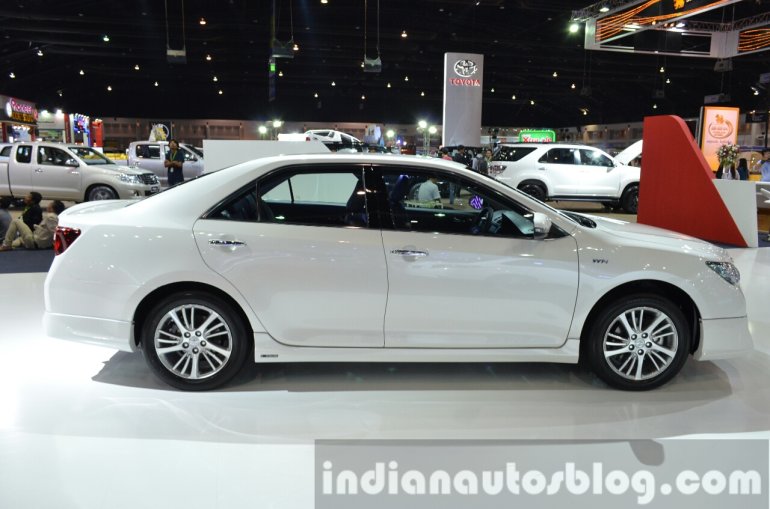 Toyota Camry Extremo Edition side at the 2014 Thailand Motor Expo