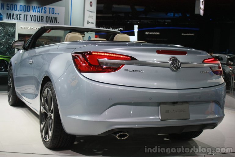 2016 Buick Cascada rear three quarters at the 2015 Detroit Auto Show