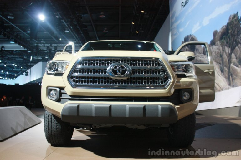 2016 Toyota Tacoma front at the 2015 Detroit Auto Show