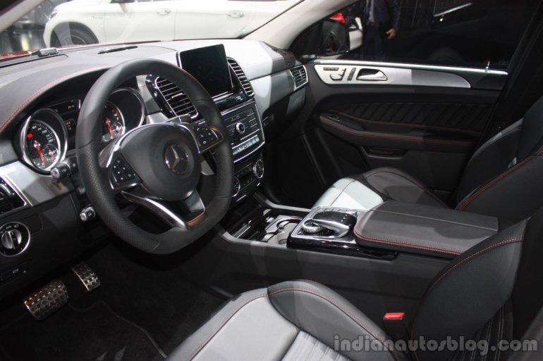 Mercedes AMG GLE 450 AMG Coupe at the 2015 Detroit Auto Show interior