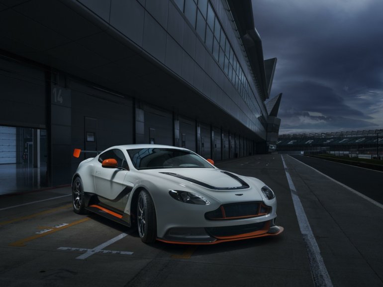 Aston Martin Vantage GT3 special edition front three quarters