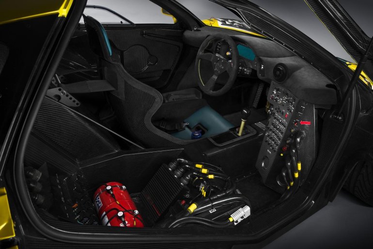 McLaren P1 GTR cockpit