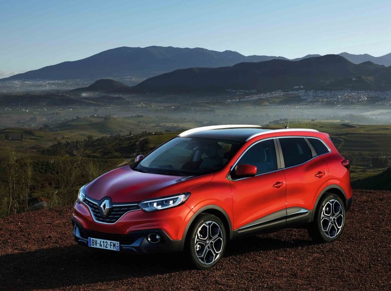 Renault Kadjar press shot front three quarter