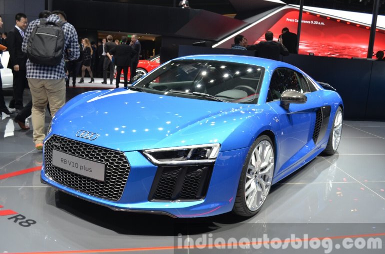 2016 Audi R8 V10 Plus front three quarter at Auto Shanghai 2015