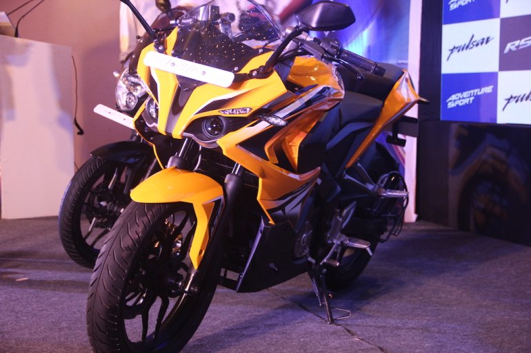 Bajaj Pulsar RS 200 Launched In Pune Front Left Three Quarters 1