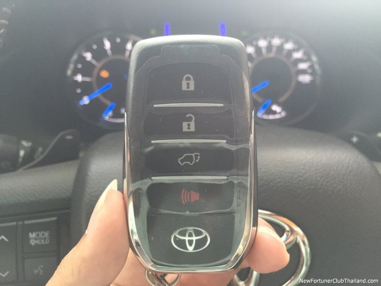 2016 Toyota Fortuner keyfob Keyless Smart Entry