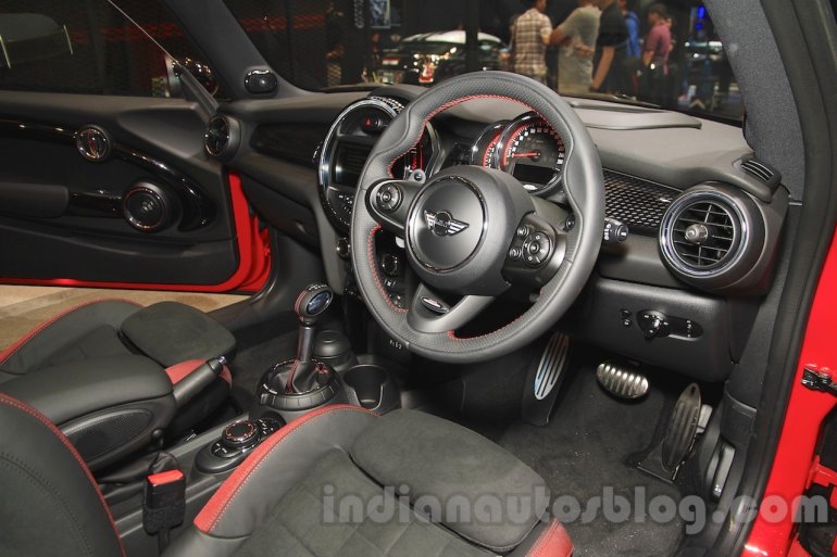 2015 Mini John Cooper Works dashboard at the 2015 Gaikindo Indonesia International Motor Show (GIIAS 2015)
