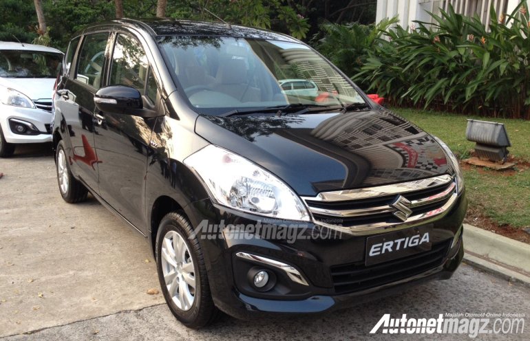 2015 Suzuki Ertiga (facelift) front three quarter In Images