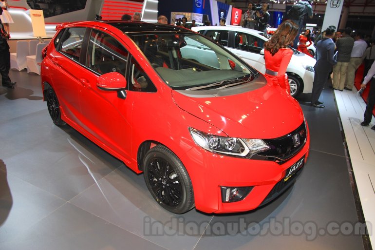 Honda Jazz RS CVT Limited Edition front three quarter at the 2015 Indonesia International Motor Show