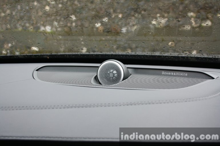 2015 Volvo XC90 D5 Inscription dashboard speaker full review