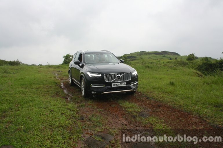 2015 Volvo XC90 D5 Inscription front off road full review