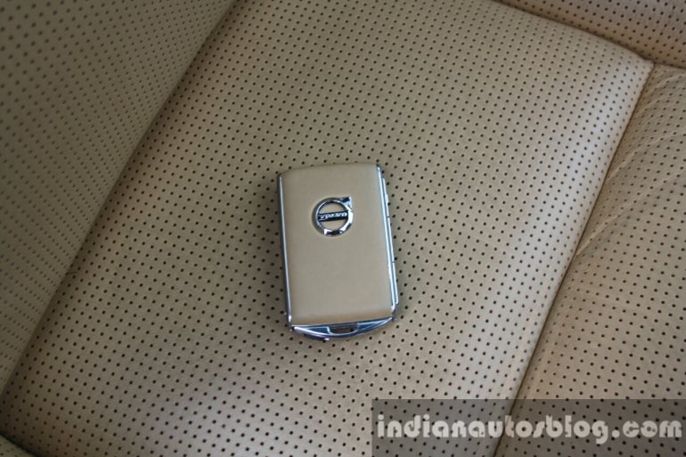 2015 Volvo XC90 D5 Inscription key full review