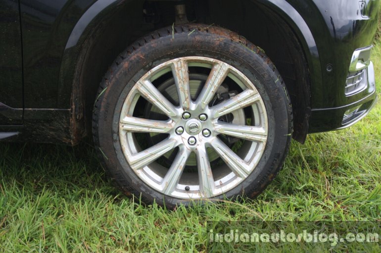 2015 Volvo XC90 D5 Inscription wheel full review