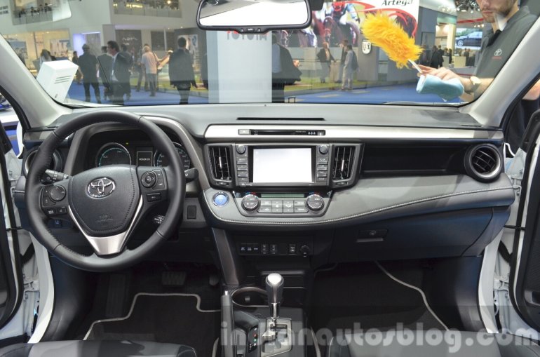 2016 Toyota RAV4 Hybrid - 2015 Frankfurt Motor Show Live