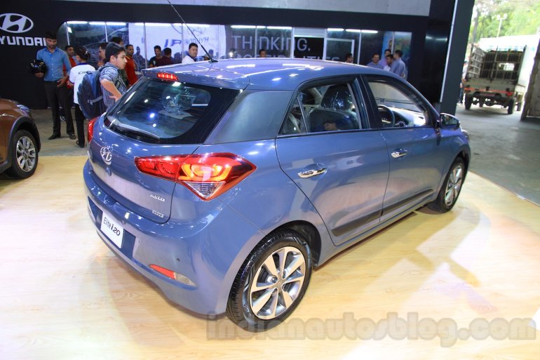 Hyundai Elite i20 - 2015 Nepal Auto Show Live