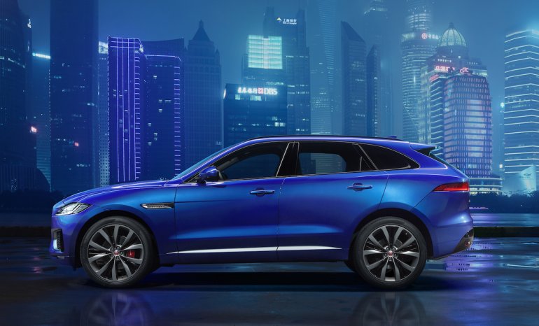 Jaguar F-Pace side profile revealed