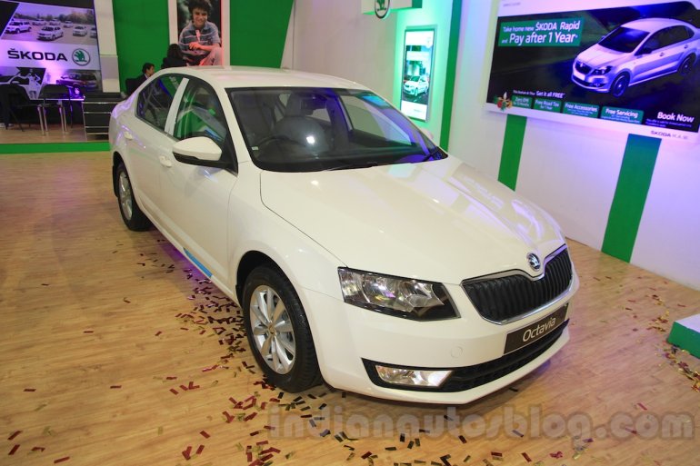 Skoda Octavia front three quarter right Nepal Auto Show 2015