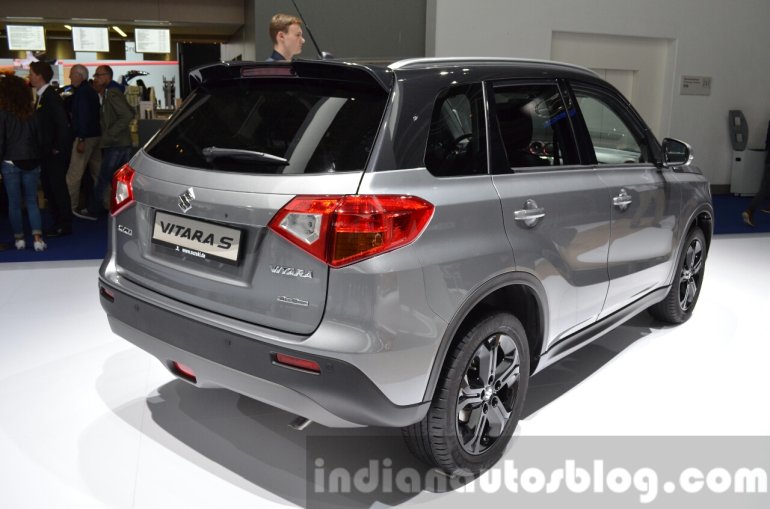 Suzuki Vitara S Grade rear three quarter right at IAA 2015