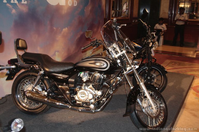 avenger 200cc mileage