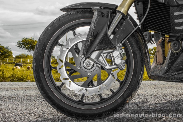 Mahindra Mojo black front disc rotor review