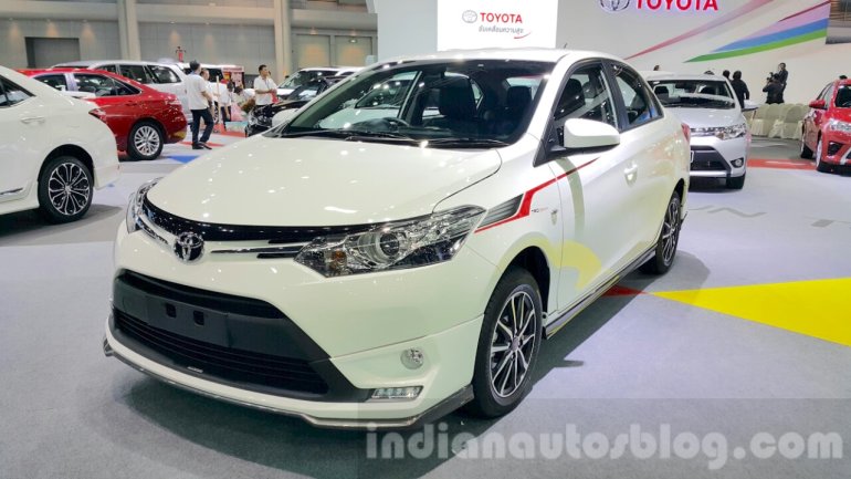 Toyota Vios front quarter at the 2015 Thailand Motor Expo
