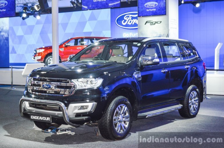 New Ford Endeavour bull bar front quarter at Auto Expo 2016