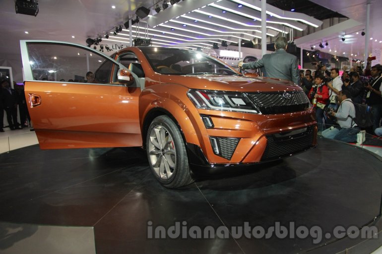 Mahindra XUV Aero ceoncept front at Auto Expo 2016