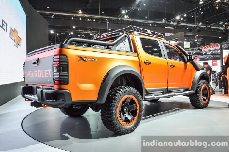 Chevrolet Colorado Xtreme rear three quarter at 2016 BIMS