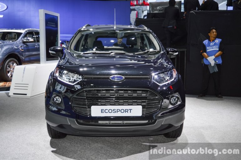 Ford EcoSport Black Edition front profile at 2016 BIMS