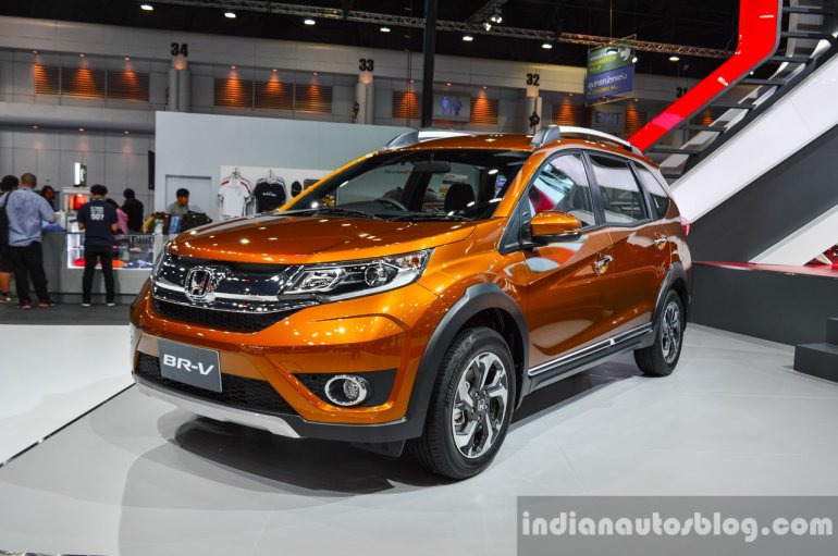 Honda BR-V front quarters at the 2016 BIMS