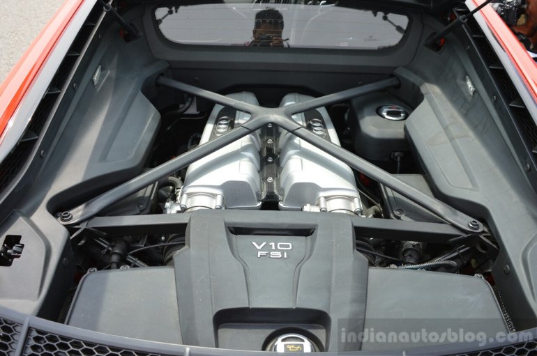 2016 Audi R8 V10 Plus engine bay first drive