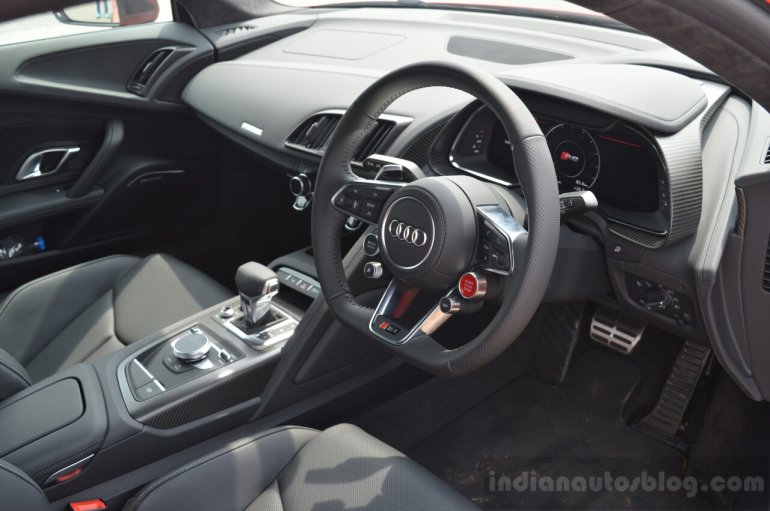 2016 Audi R8 V10 Plus interior first drive