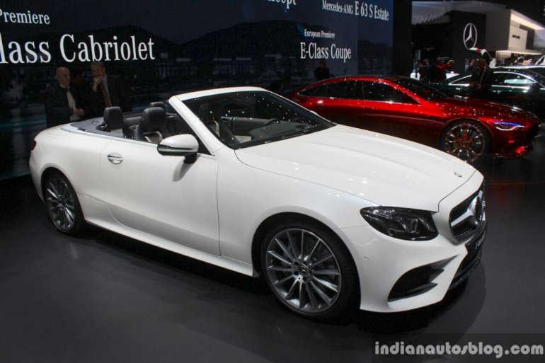 2017 Mercedes E-Class Cabriolet front three quarter at the 2017 Geneva Motor Show