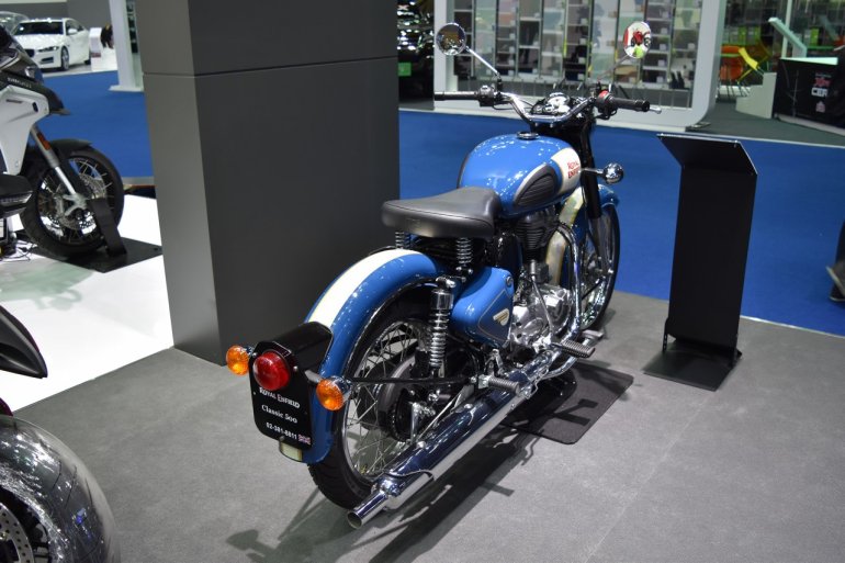 Royal Enfield Classic 500 Blue Lagoon rear three quarter at BIMS 2017 side