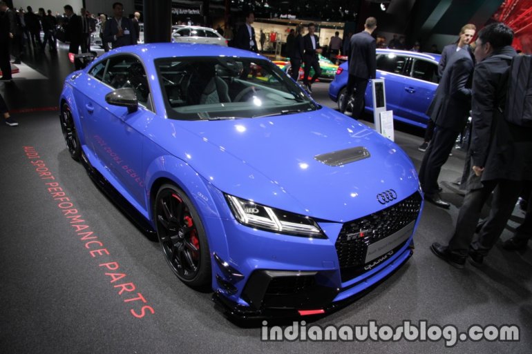 2017 Audi TT RS with Audi Sport Performance Parts hood at the IAA 2017