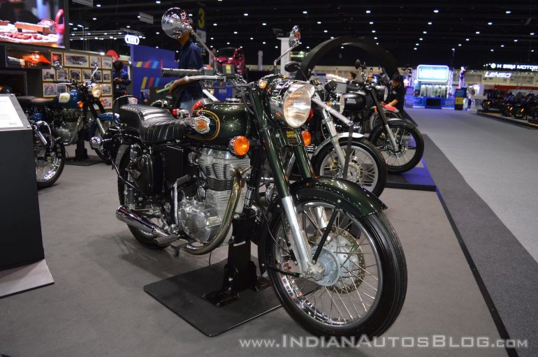 Royal Enfield Bullet 500 front right quarter at 2017 Thai Motor Expo