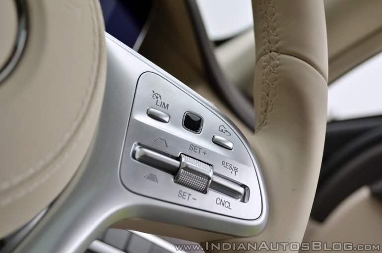 2018 Mercedes-Benz S-Class review test drive steering controls