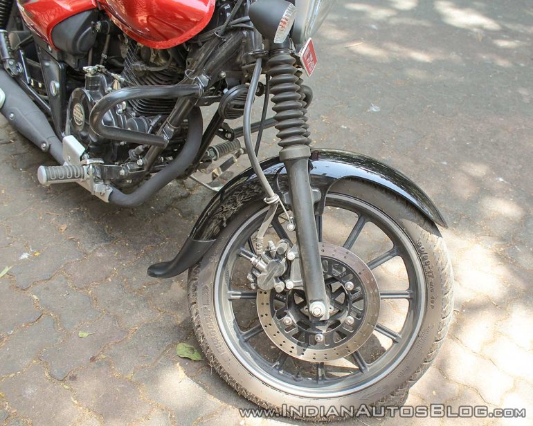 Bajaj Avenger 180 Street test ride review front suspension