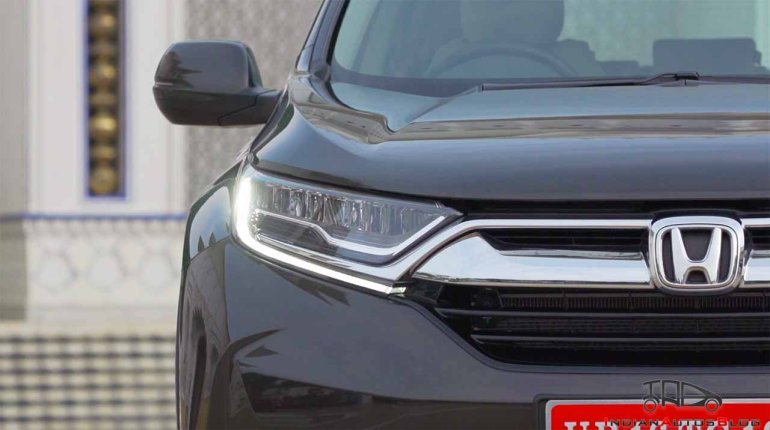 2018 Honda CR-V Review Images Front Headlight