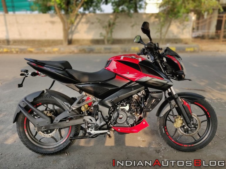 Bajaj Pulsar NS160 Twin Disc Test Ride Review Impressions